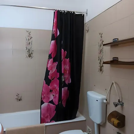 Apartment T2 Da Rocha